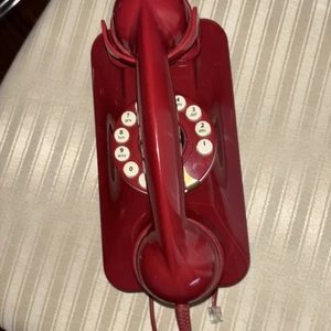Old Fashioned Wall Phone with Loud Ringer and Secure Mounting, Perfect for Home - Picture 1 of 9