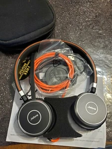 Jabra Evolve 40 Professional Wired Headset, Stereo, UC-Optimized - Photo 1 sur 4