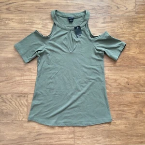 NWT Torrid Top Size 0 0X Olive Green Fitted Foxy Cold Shoulder Keyhole Neck - Picture 1 of 8