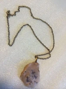 Achat Anhänger an 22" Antik Goldkette - Bild 1 von 3