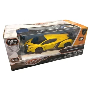 Luxe Radio Control Yellow Lamborghini Veneno Rc Car Lambo Race Car New Lights - Picture 1 of 4