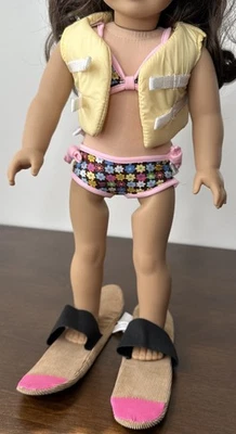 Playa Esquí Acuático Muñeca Conjunto Pottery Barn Niños 18" Ropa Traje de Baño Nadar Foto 1 de 4