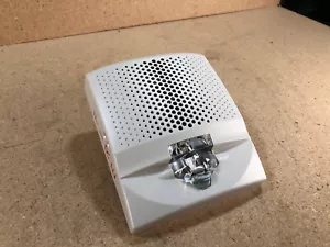 Edwards Allarme Antincendio Altoparlante Led Strobo Montaggio a Parete Bianco P/N: G4SV EG4SV - Foto 1 di 4
