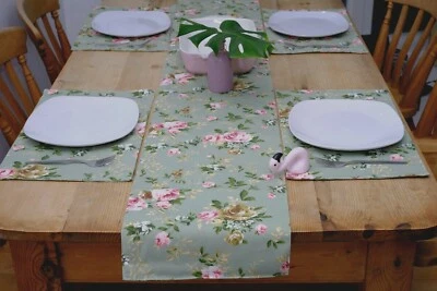  Set of Flowers Patterns 4 x place mats and 1 x Table Runner  - Image 1 of 4