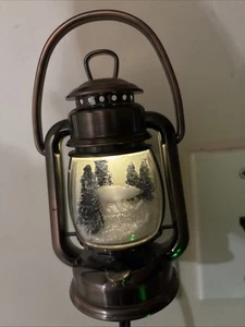Bath & Body Works Wallflower Fragrance Plug-In Lighted Lantern w/ Bear - Bild 1 von 5