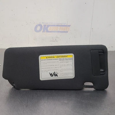 19 2019 NISSAN 370Z NISMO COUPE SUN VISOR LEFT DRIVER BLACK  - Image 1 of 4