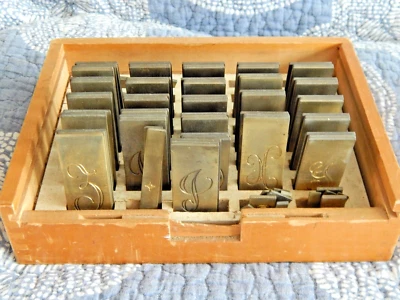 NEW HERMES ENGRAVING FONT Monogram Fancy Script with numbers 2 & 3 Line 99 piece - Image 1 of 4