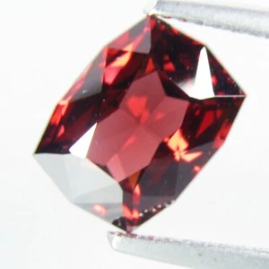 3.78Cts Classic  Natural Unique Pink Rhodolite Garnet Fancy Cushion Cut - Picture 1 of 5