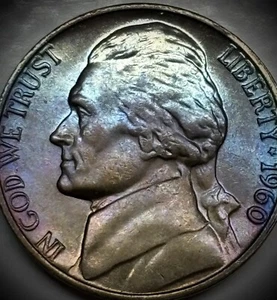 ☑️1960 RAINBOW TONED JEFFERSON NICKEL Out Of BU ROLL. SCHNELLER VERSAND - Bild 1 von 2
