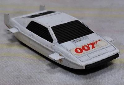 DE COLECCIÓN CORGI JUNIORS JAMES BOND 007 LOTUS ESPRIT Foto 1 de 4