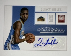 2012-13 Panini Elite #67 Quincy Miller Rookie Iscrizioni Auto Card AR92 - Foto 1 di 1