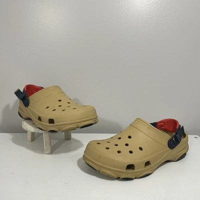 Zuecos todo terreno Crocs para hombre talla 13 clásicos beige rojo azul correa ajustable Foto 1 de 4