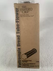 The Pampered Chef Valtrompia Tubo Pane-Fiore ~ Nuovo con scatola ~ Spedizione gratuita! - Foto 1 di 4