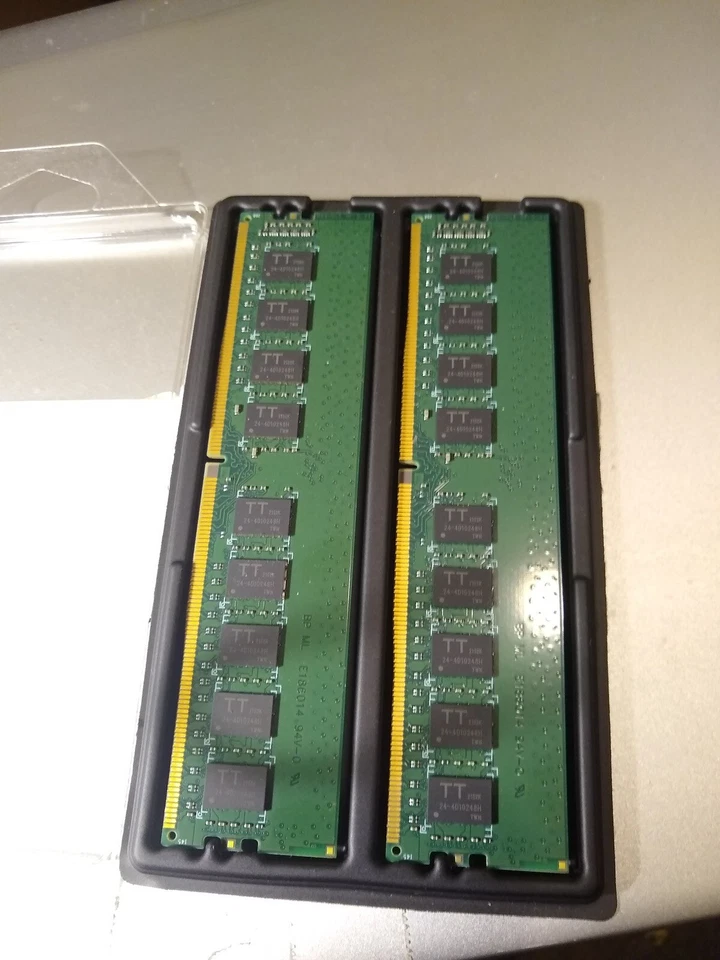 Dell Workstation 2RX8 Ddr4 Udimm 2400mhz 32gb (16gb*2) - Image 1 of 1