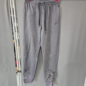Nike Jogginghose Herren Größe Small grau Sportswear Club Fleece Sweatpants  - Bild 1 von 4