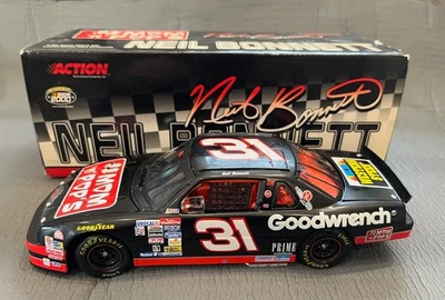 1992 #31 Neil Bonnett Goodwrench Mom N' Pop's Chevrolet Lumina RCR 1/24 NASCAR - Imagem 1 de 4