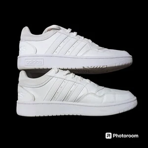Men's Adidas Hoops GW3036 Size 8.5 - Picture 1 of 6