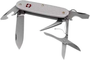 Victorinox Swiss Army Pioneer X Multi-Tool Silver Alox 93mm 0.8231.26 - NEW - Picture 1 of 5