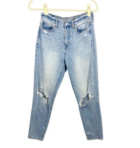 Jeans donna mamma American Eagle taglia 2 strappato ginocchio invecchiato lavaggio leggero - Foto 1 di 7