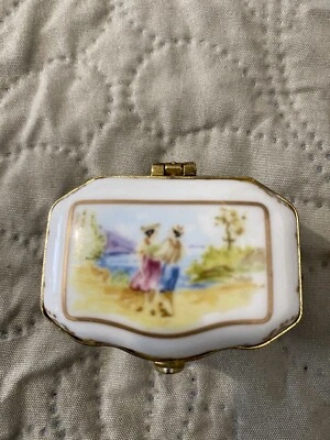 vintage pill ceramic box Delprado Collection - Image 1 of 4