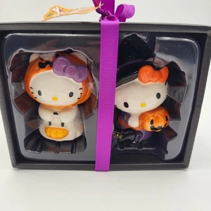Salero y pimentero Hello Kitty Halloween hecho a mano pintado calabaza bruja - Imagen 1 de 6