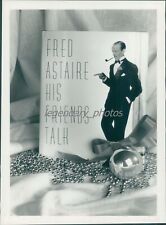 1988 Entertainer Fred Astaire on Cover of Book Original News Service Photo