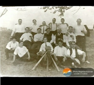 Vintage Glass 5 x 7 Negative of Local Baseball Players 1908- - Picture 1 of 2