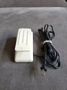 OEM Kenmore # 6812 ~ 3 Pin Sewing Machine Foot Pedal Speed Controller Great Cond - Picture 1 of 8