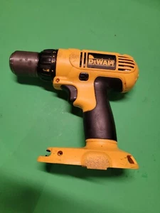 Taladro inalámbrico DEWALT DC970 18v 1/2" SOLO HERRAMIENTA - Imagen 1 de 4