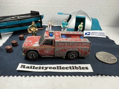 VINTAGE 1975 HOT WHEELS REDLINE  EMERGENCY SQUAD HK BASE - Image 1 of 4
