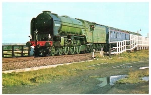 Postcard Steam Railway Locomotive 4-6-2 No. 532 Blue Peter Class A2 LNER - Picture 1 of 2
