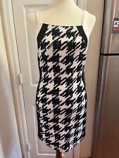 New Teeze Me Black & White Houndstooth Stretchy Pencil Size 9/10