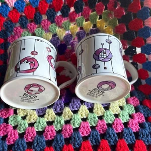 Dunoon Steingut Roslyn Tassen (2) rosa lila ~ Schottland ~ Mackintosh ~ schön! - Bild 1 von 7