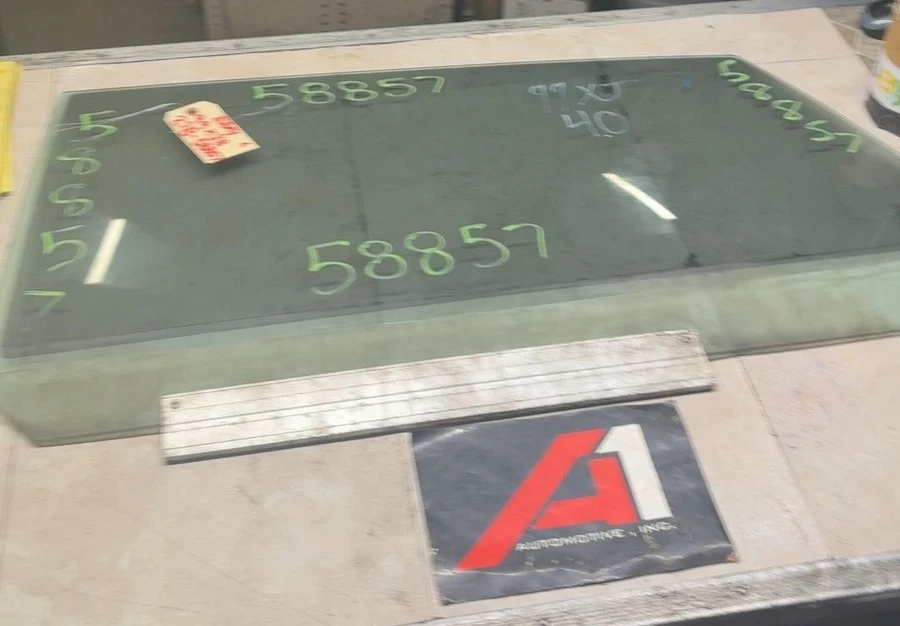 Janela de vidro 1998-2003 JAGUAR XJ8 1996-1997 XJ6 lado esquerdo da porta traseira do motorista - Imagem 1 de 4