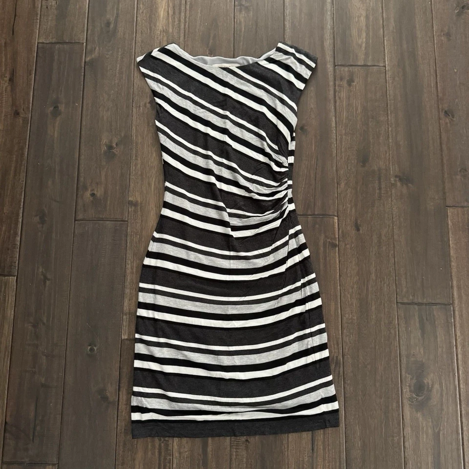 Vestido Loft Negro Blanco y Gris Rayas Sin Mangas XS Foto 1 de 4