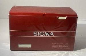 Sigma Zoom 80-200mm F4.5. - 5.6 New Lens Sealed  With Box (G) - Picture 1 of 10