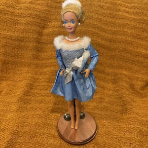 Pretty Barbie Doll Dress Blue w White Fashion Fur Trim Collar And Purse - Picture 1 of 4