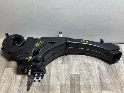 Se adapta a 15-20 CHEVY SUBURBAN 5.3 Calentador de aire acondicionado trasero Soplador Carcasa Caja con conducto Ver grieta Foto 1 de 4