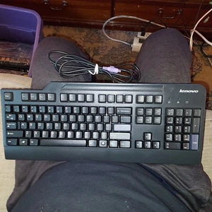 TECLADO LENOVO KB-0225 PS/2, NEGRO, PARECE SIN USAR. - Imagen 1 de 7