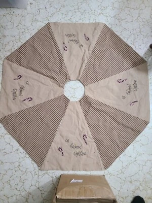  42" Christmas Tree Skirt Old Fashioned Christmas Nice Cond. 100% Cotton S1-3 - Image 1 of 4