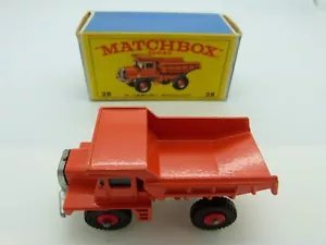 Matchbox Lesney 28 Mack Dump Truck boxed - Picture 1 of 7