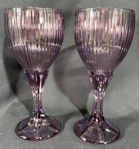 Fostoria Monet Amethyst/lila Weingläser mit Stiel/Wasserkelche x 2 - Bild 1 von 9