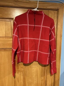 NWT Tahari Sweater Women’s Medium Red White Pink Box Shaped - Picture 1 of 4
