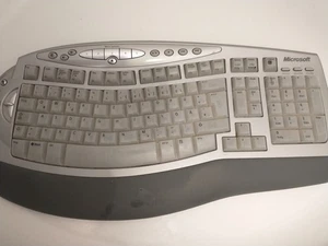 Tastatur Microsoft Comfort-Wireless-Keyboard 1.0A - Bild 1 von 9