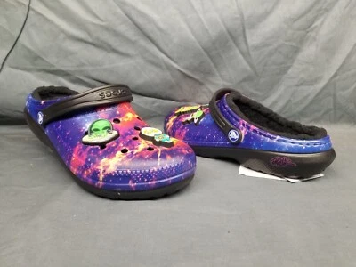 Zueco Crocs Ron English Área 54 forrado sin cordones negro niños talla 5 ¡NUEVO CON ETIQUETAS! Foto 1 de 4