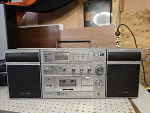 GRUNDIG PARTY-CENTER 2000 HIFI Stereo Anlage, brummt aber Läuft nicht! - Imagen 1 de 17