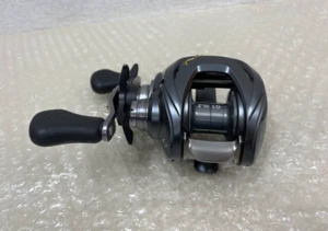 Carrete de baitcasting izquierdo Daiwa Steez A TW 1016HL - Imagen 1 de 4