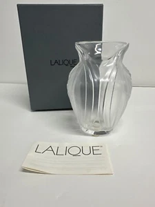 Lalique Pavie Vase by Marie-Claude Lalique (1989) - Picture 1 of 7
