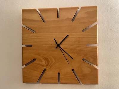 Wanduhr Holz Buche quadratisch handgefertigt - Bild 1 von 4