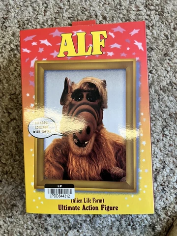 NECA Alf Ultimate 7-Inch Scale Action Figure Cover